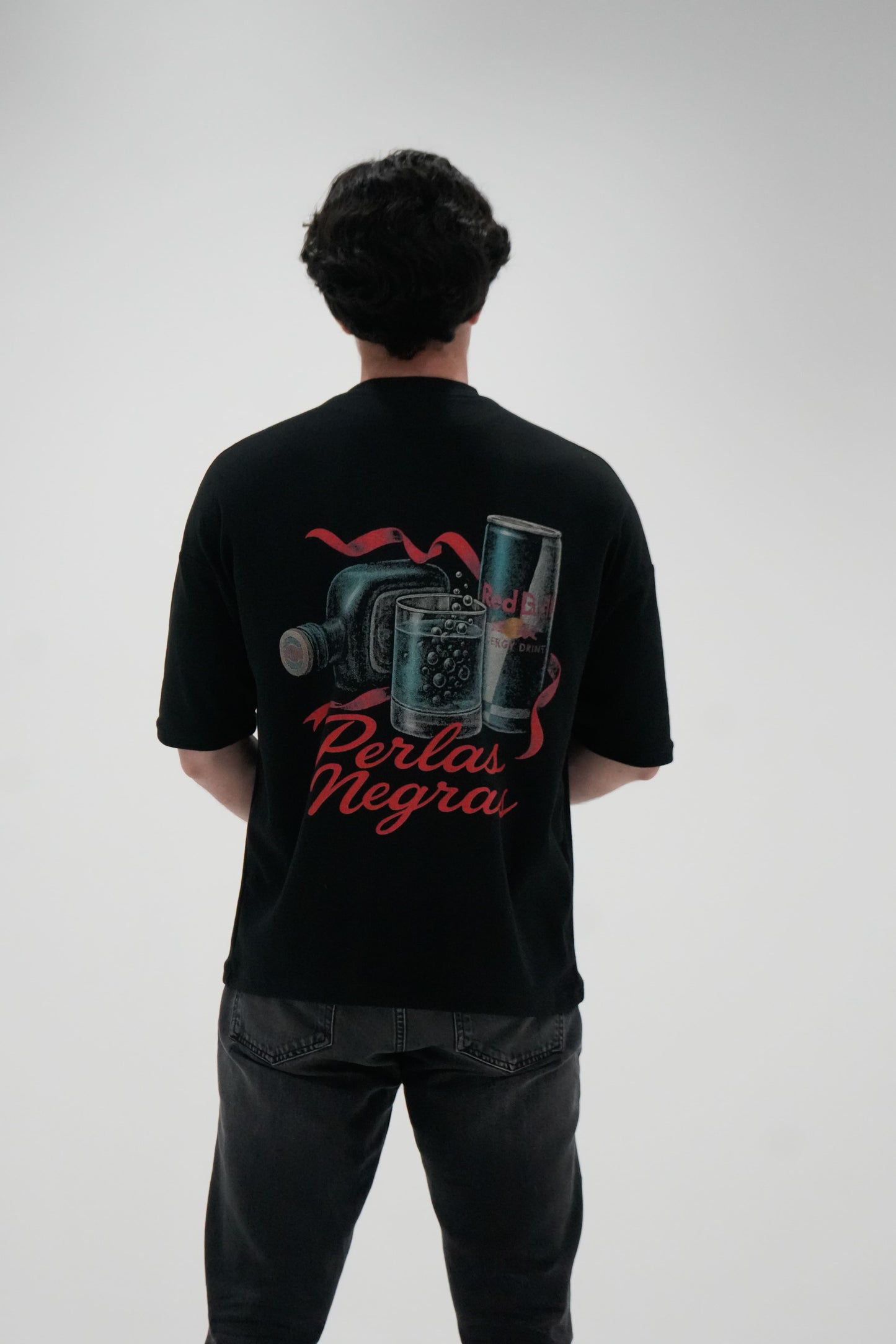 PERLAS NEGRAS OVER PREMIUM TEE