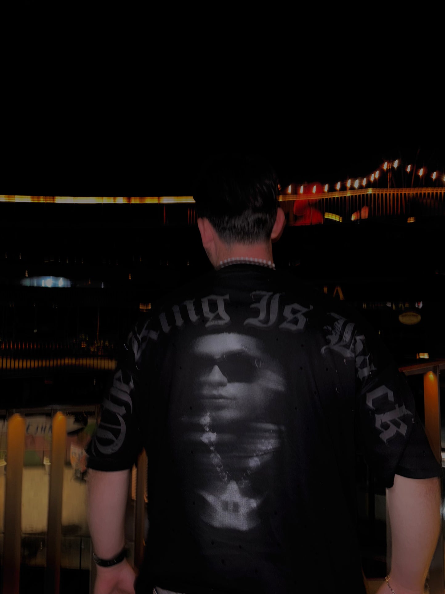 THE KING IS BACK NATA OVER PREMIUM TEE