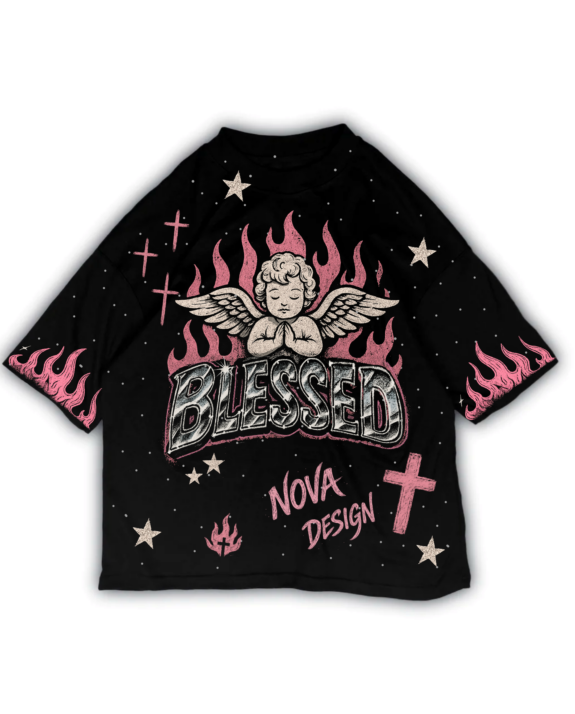 Playera oversize negra con querubín, llamas rosas, cruces y texto Blessed en pedrería — Nova Design.